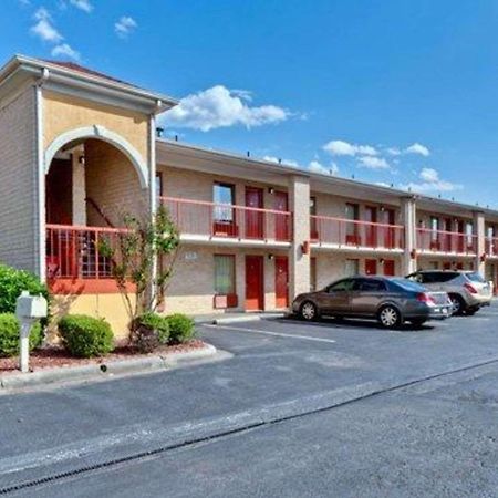 Quality Inn & Suites Monroe Extérieur photo
