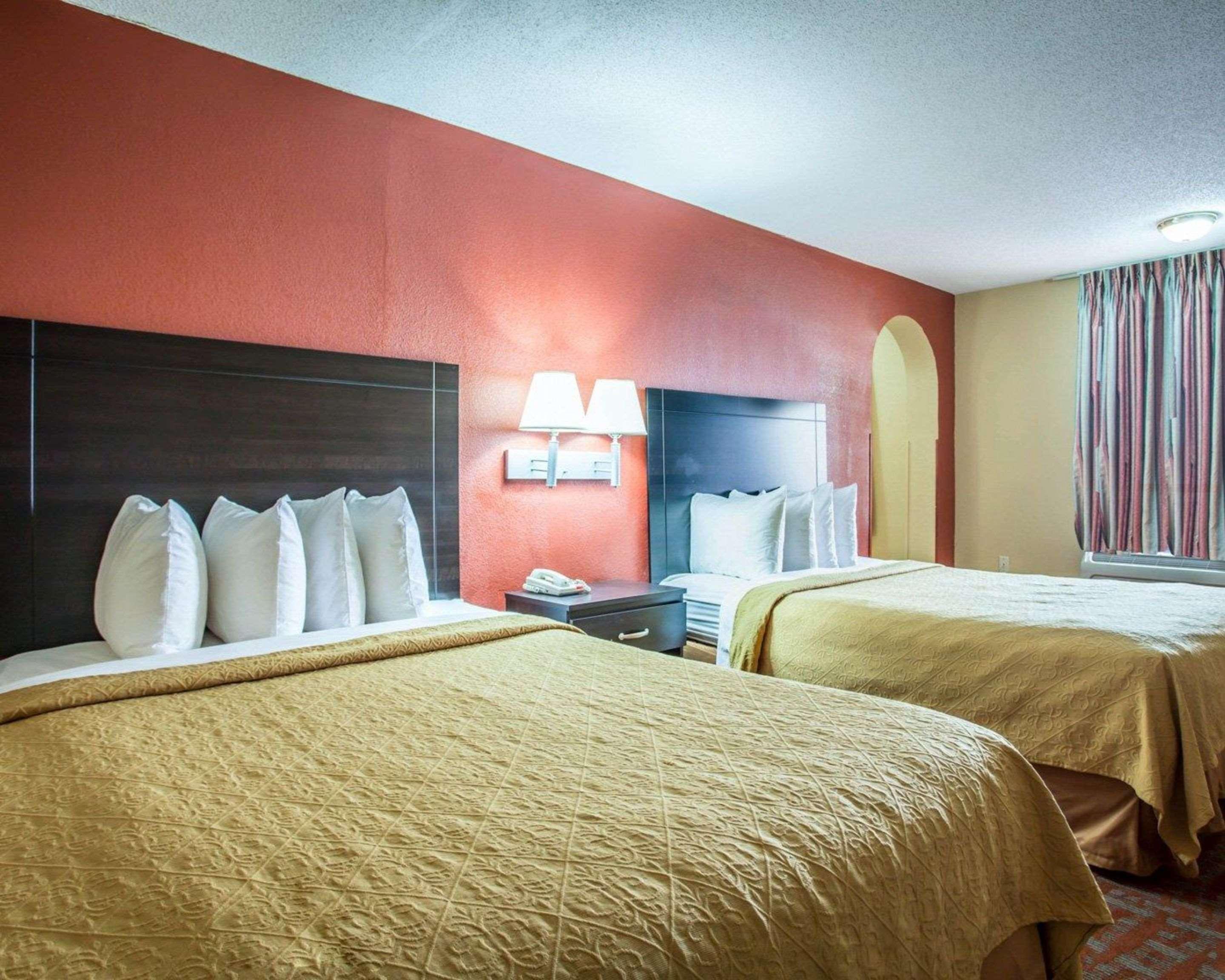 Quality Inn & Suites Monroe Extérieur photo